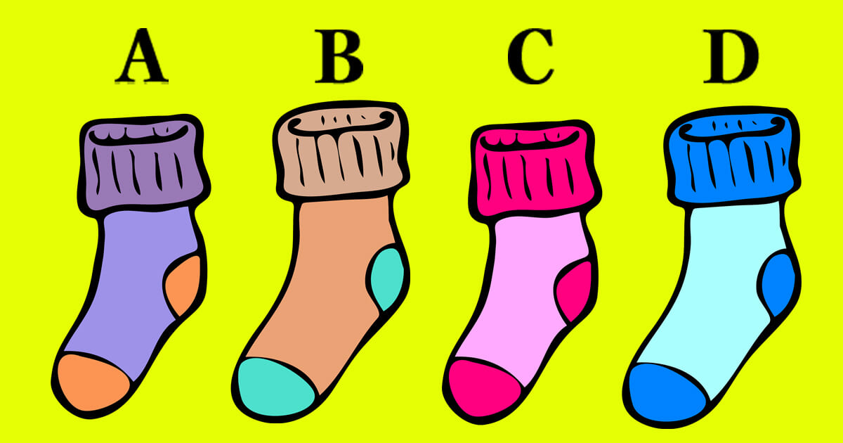 【心理テスト】片思いの結末を診断！どの色の靴下を飾る？の画像